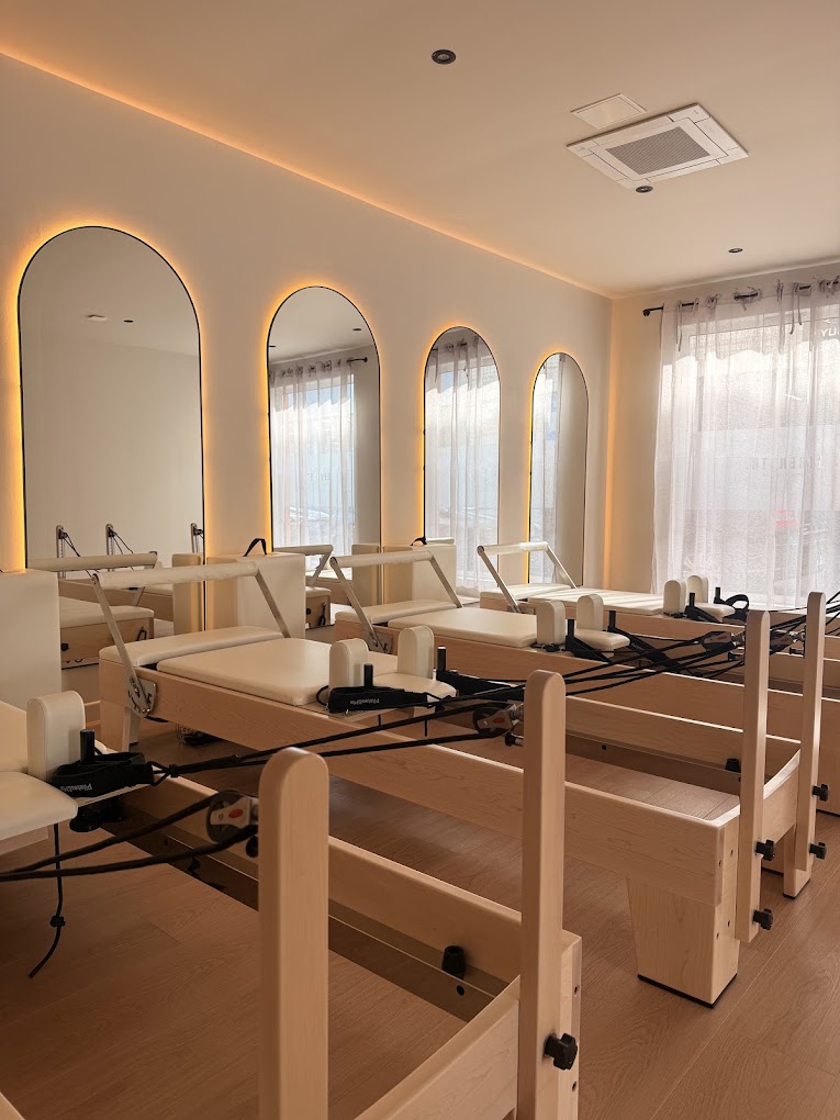 Machines Reformer Pilates au studio SELF.
